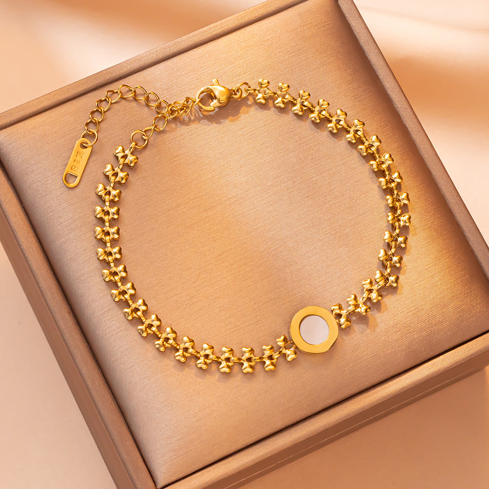 Pulseira vintage dourada estilo europeu, padrão de concha de coração de aço inoxidável, joias da moda que não desbotam 