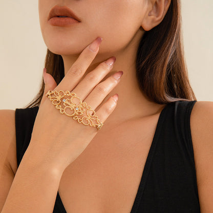 Vintage elegant lace edge bracelet