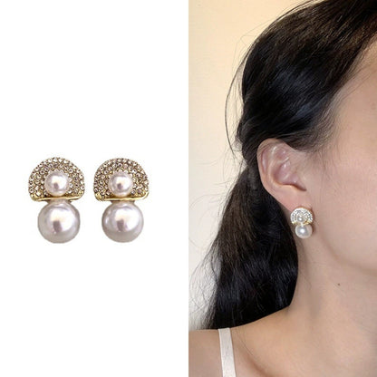 Fan-shaped design full drill stud earrings