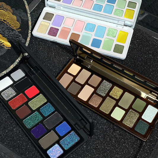 16-Color Eyeshadow Palette