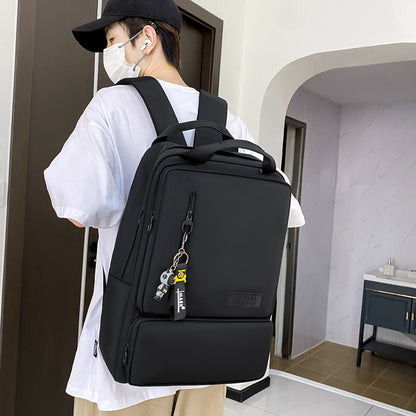 College students' casual backpack