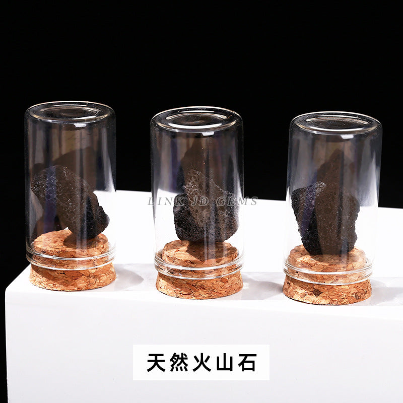 Botella de los deseos con muestra de mineral de roca de cristal 