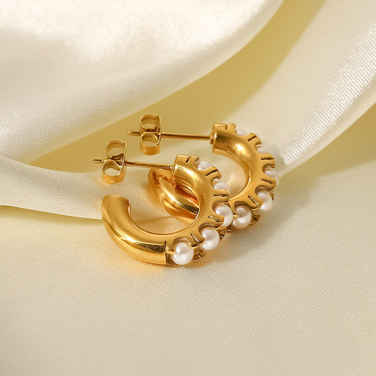 Pearl inlaid C-shaped earrings