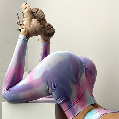 Conjunto de yoga de cintura alta con efecto tie-dye sin costuras 