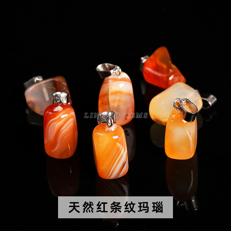 Amethyst rough stone square pendant.