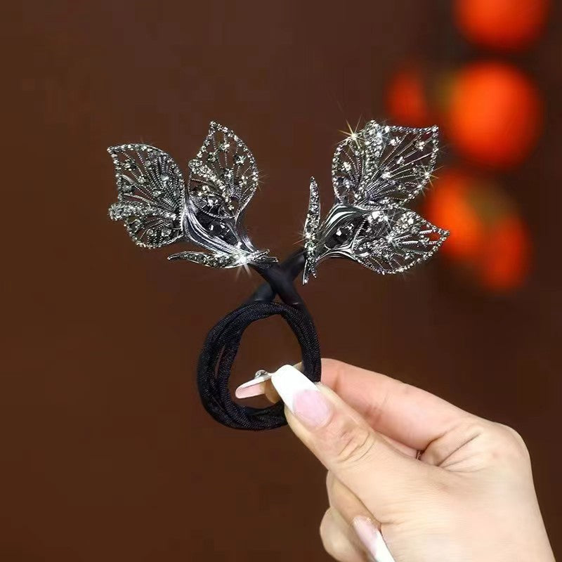 Vintage calla lily flying leaf reel hairpin