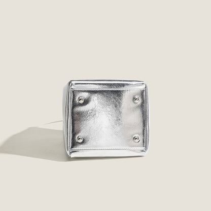 Tote tipo cubo plateado 