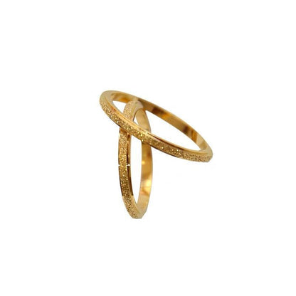 Gold tail ring