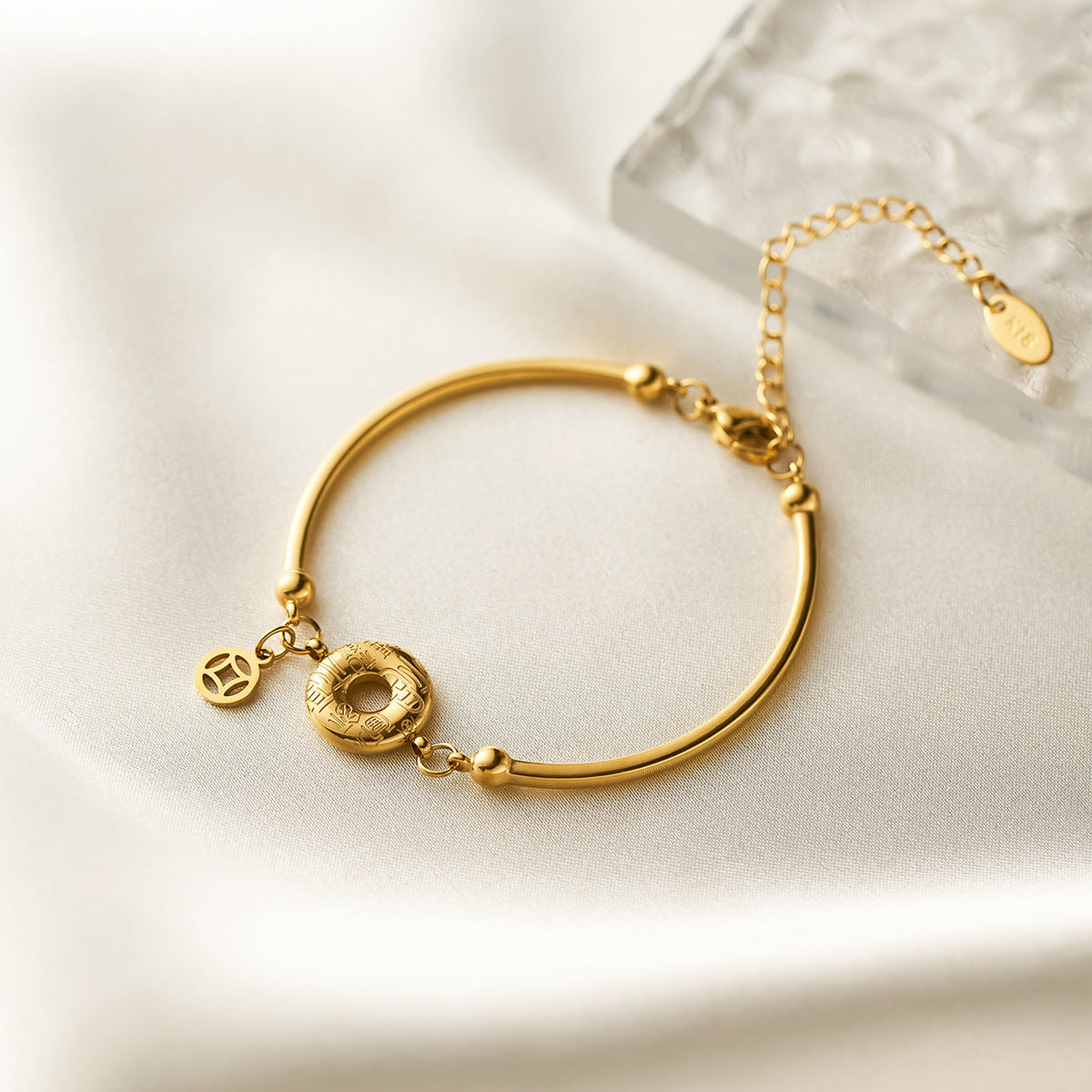 Women's 18K Gold-Plated Titanium Steel Lucky-Character Safety-Buckle Bracelet