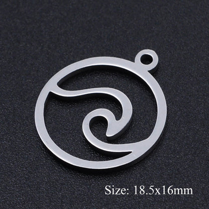 5 piezas/paquete Colgante de acero de titanio en forma de corazón con infinitas notas musicales 