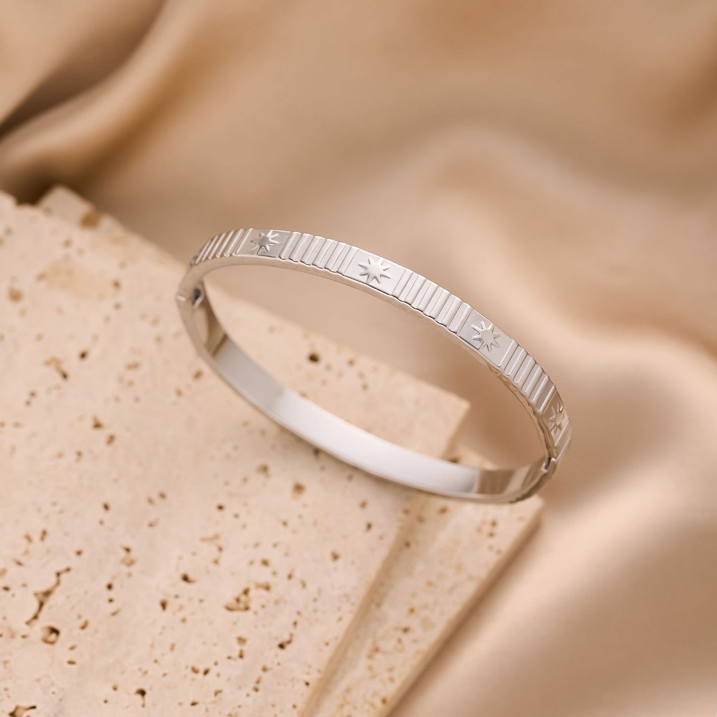 Octagram Buckle Bracelet