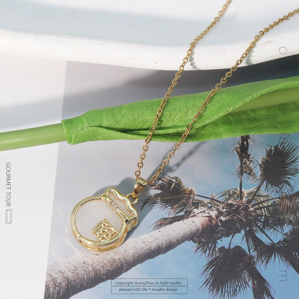 Ethnic Retro Imitation Jade Lucky Bag Collarbone Necklace