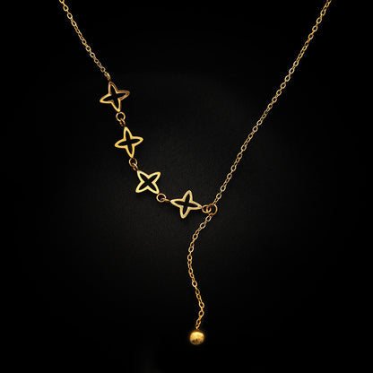 Star necklace woman