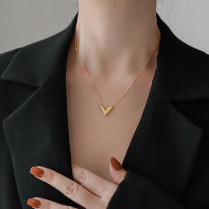 V letter necklace