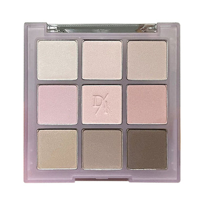 9-Color Eyeshadow Palette