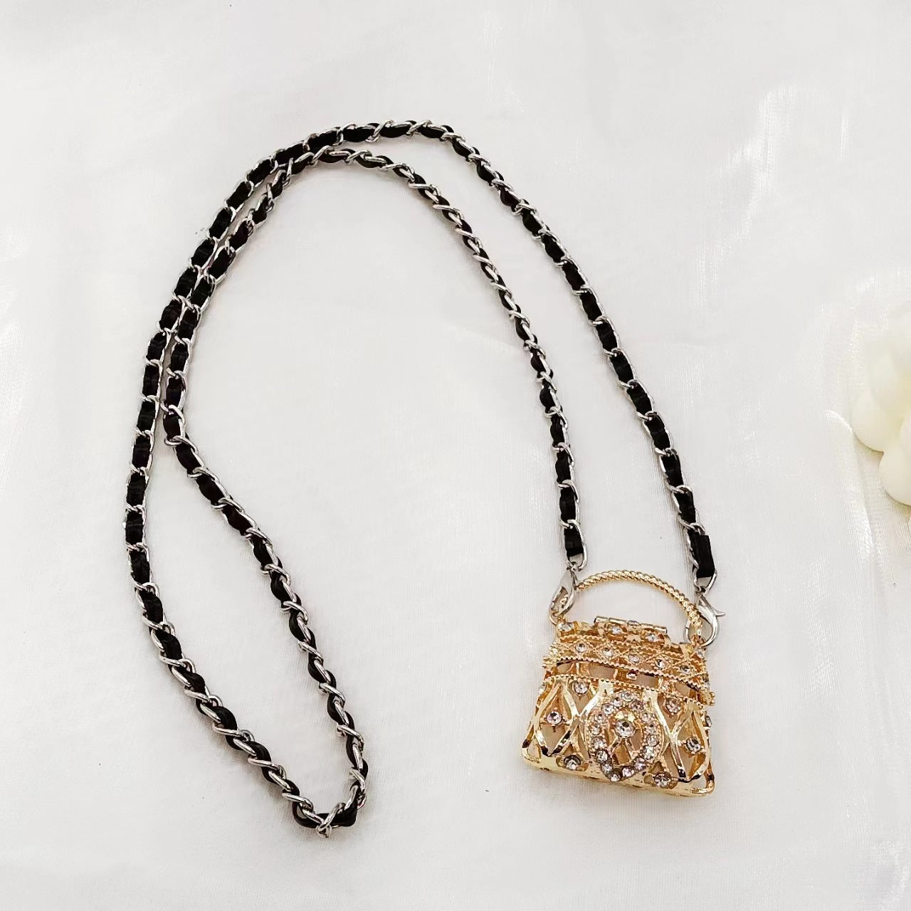 Hollow metal decorative bag