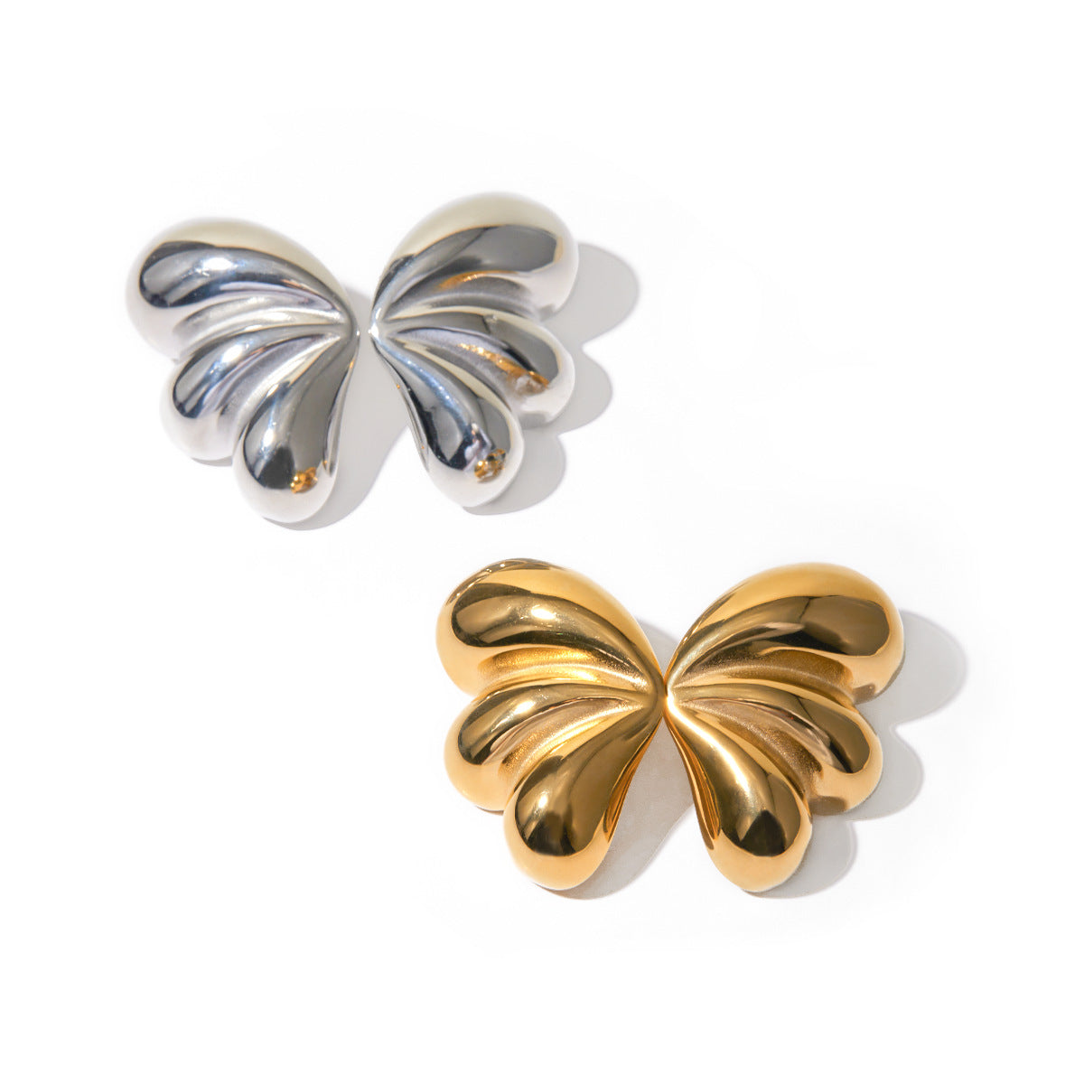 Three-petal teardrop butterfly earrings