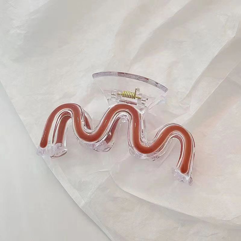 W-shaped drip hairpin