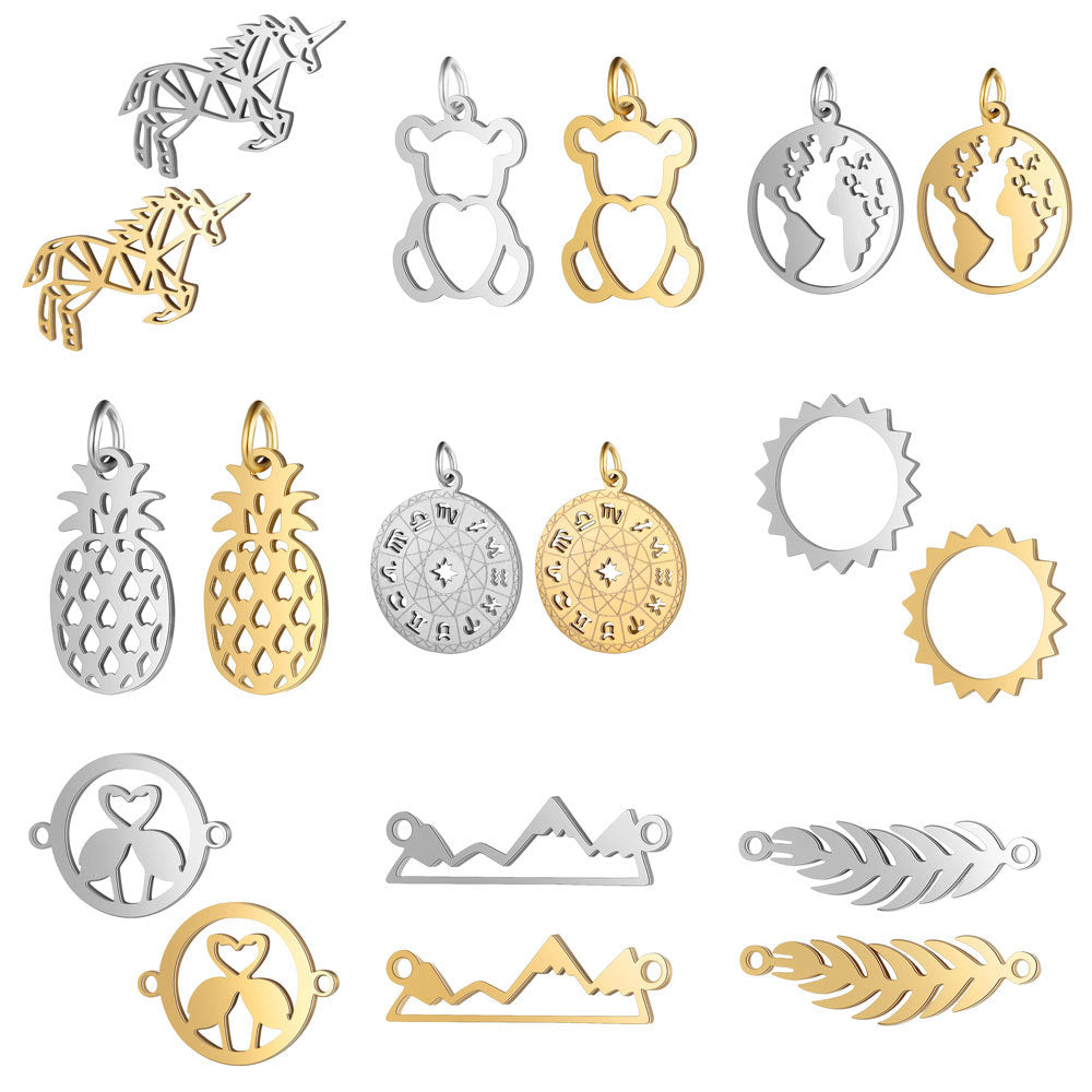 5 pcs/titanium steel jewelry map pineapple pendant accessories