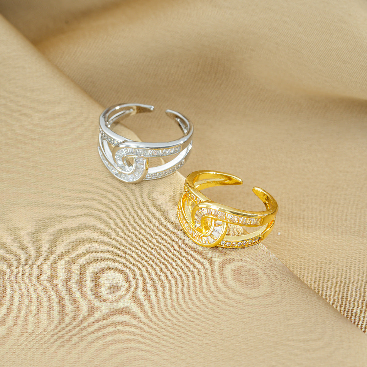 Double C Diamond Ring, Fashionable Luxury, Simple and Versatile