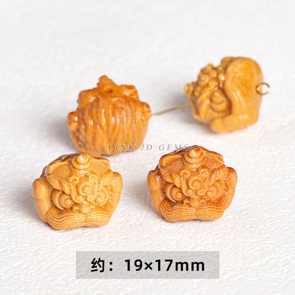 Barbie sandalwood carving lion head cat claw lotus pod accessories