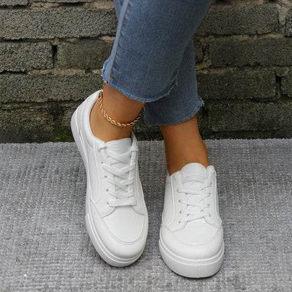Fashion classic white shoes