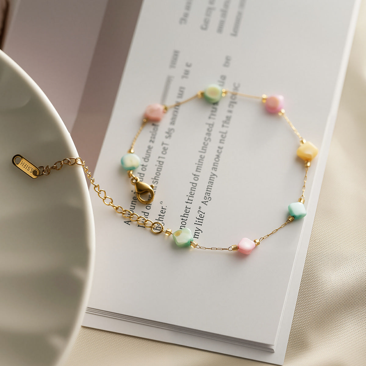 Women's Natural Stone Four-Leaf Clover Bracelet — Colorful, Non-Fading