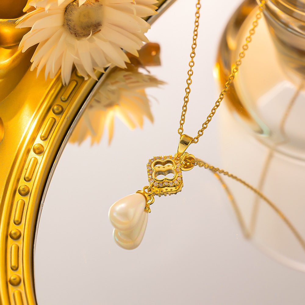 Women's Four-Leaf Clover Pearl-Fringe Titanium Steel Collarbone Necklace