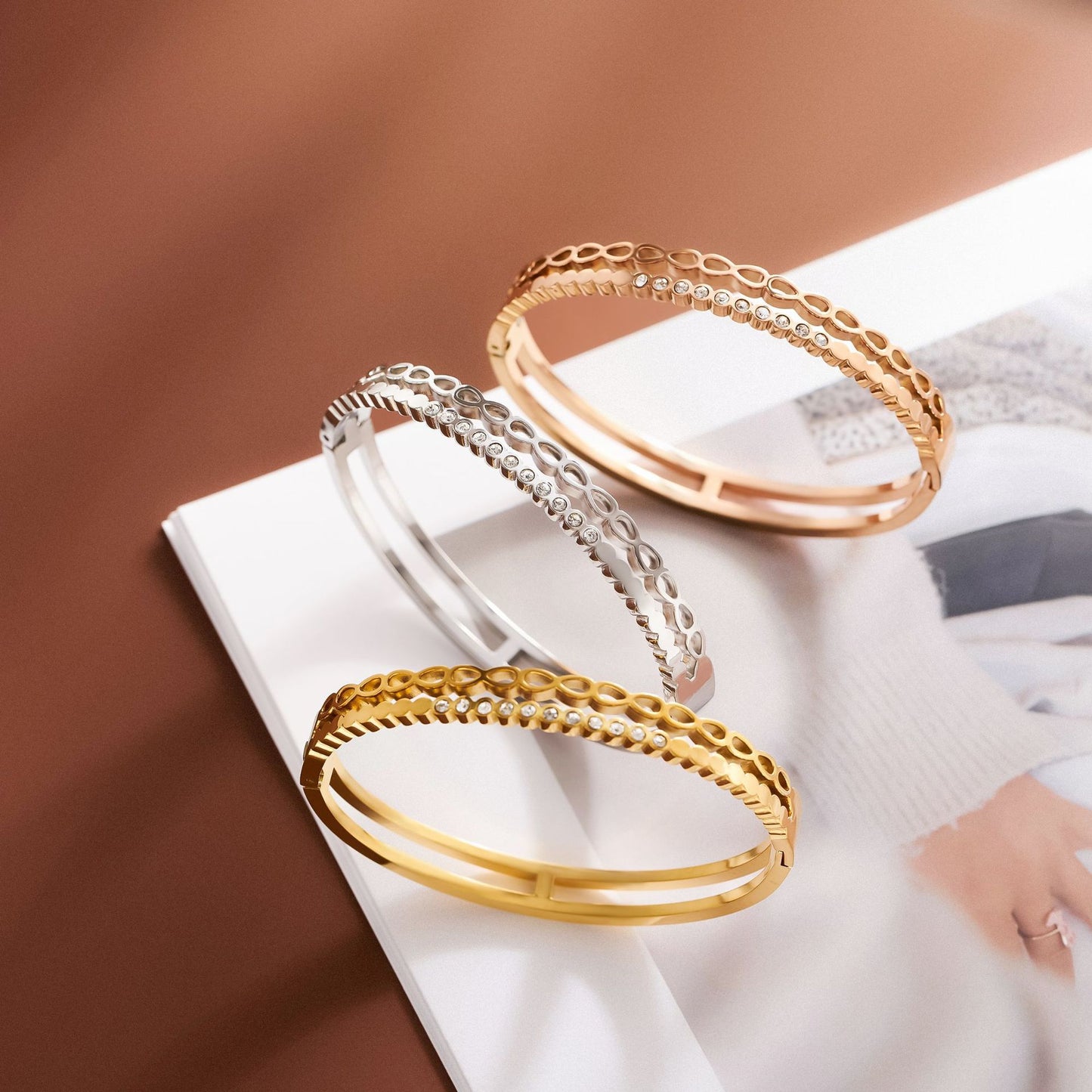 18K Gold Titanium Steel Wave Bracelet