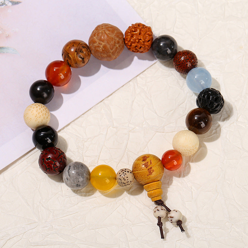 Eighteen-seed Bodhi bracelet.