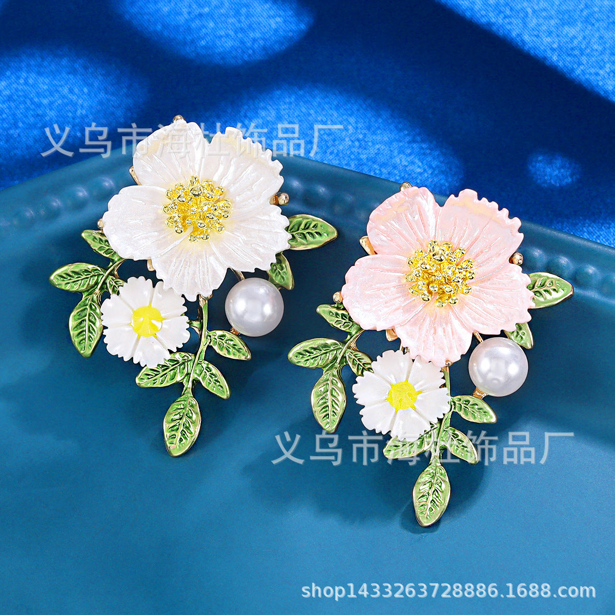 Camellia Brooch Female High-end