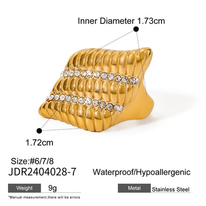 Anillo de diamantes de imitación con rosca de plumas 
