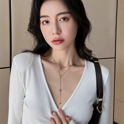 Corrente de borla com pingente cruzado de colar de aço titânio de camada dupla 