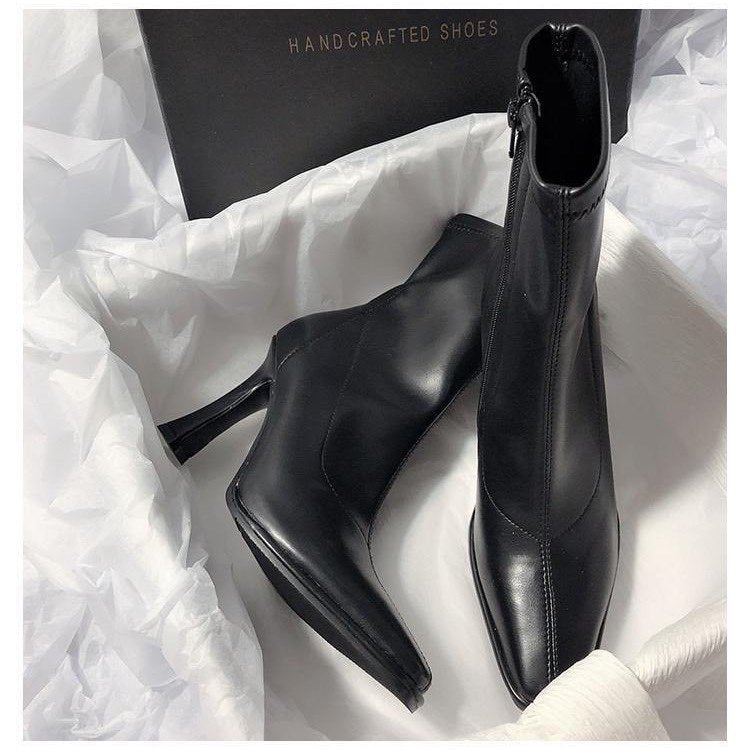 Elastic side zipper fashion boots