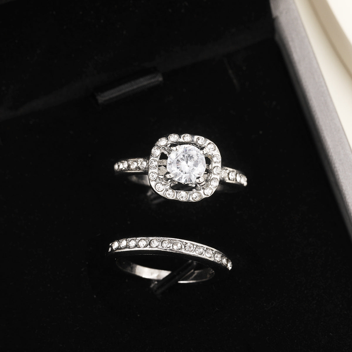 Square inlaid zircon two-piece set