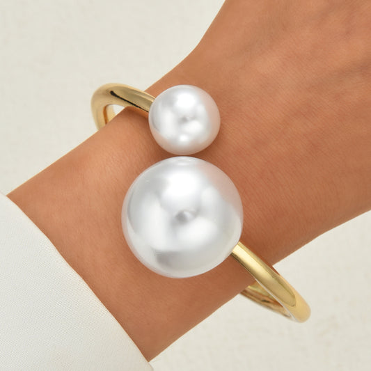 Imitation Pearl Opening Bracelet