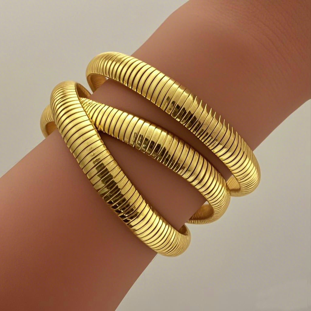 Retro Threaded Snake Bone Bracelet