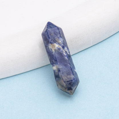 Colar de pingente de coluna hexagonal de ponta dupla de cristal 