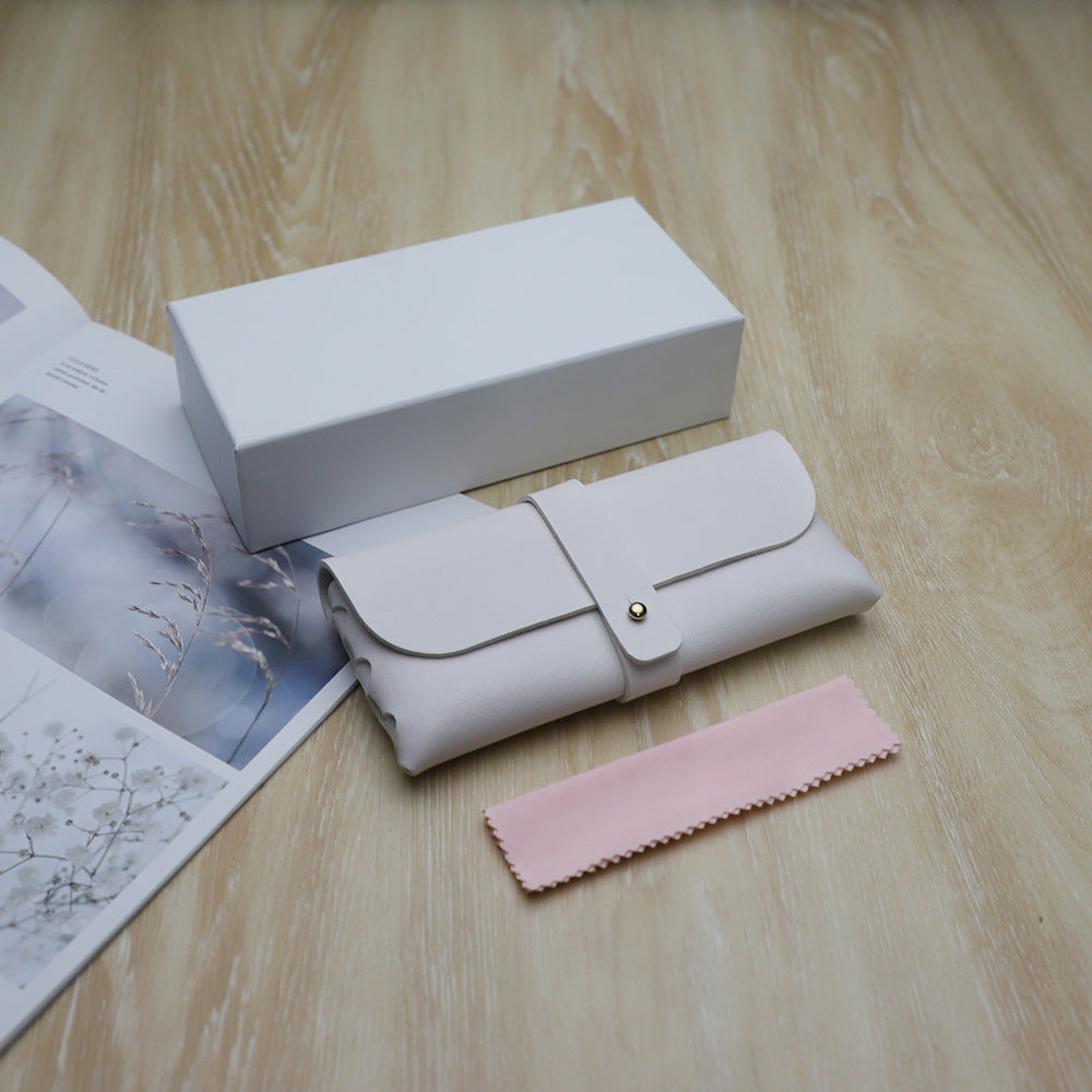 Estuche blando de cuero blanco para gafas 