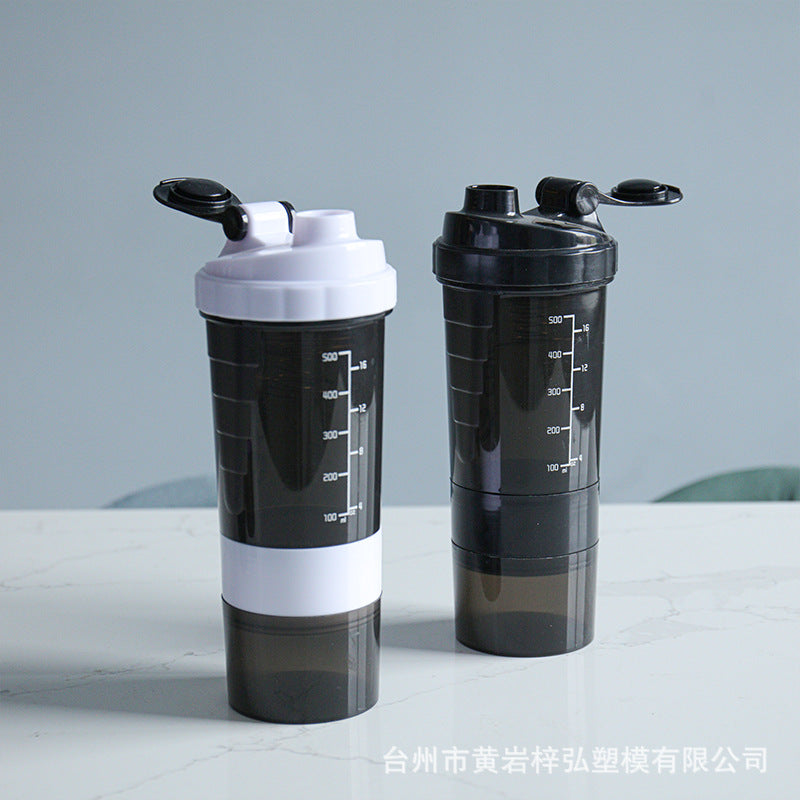 Three-layer compact protein powder shaking cup