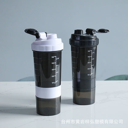 Three-layer compact protein powder shaking cup
