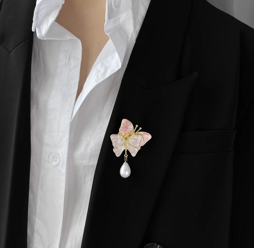 Pearl Rhinestone Butterfly Brooch
