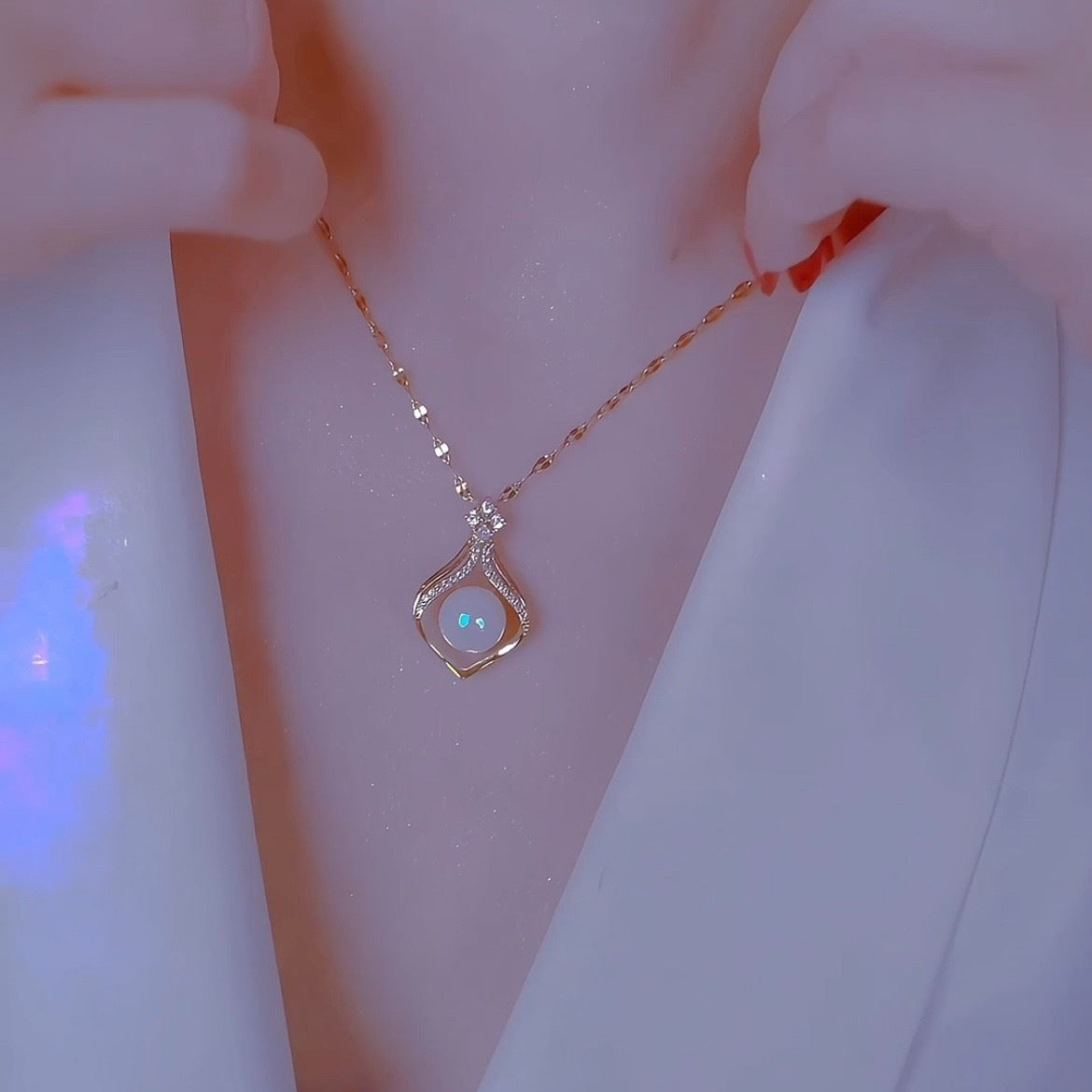 Women's Mini Purse Pearl Collarbone Necklace