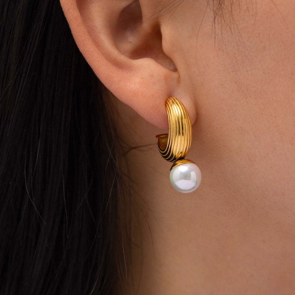 C-shaped thread-set pearl earrings