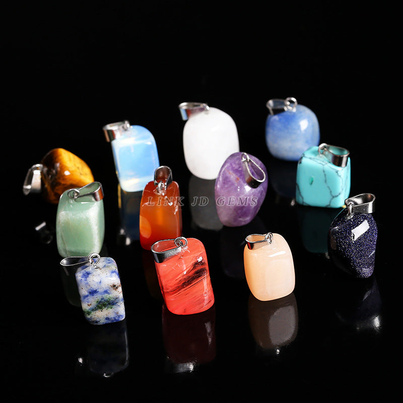 Amethyst rough stone square pendant.