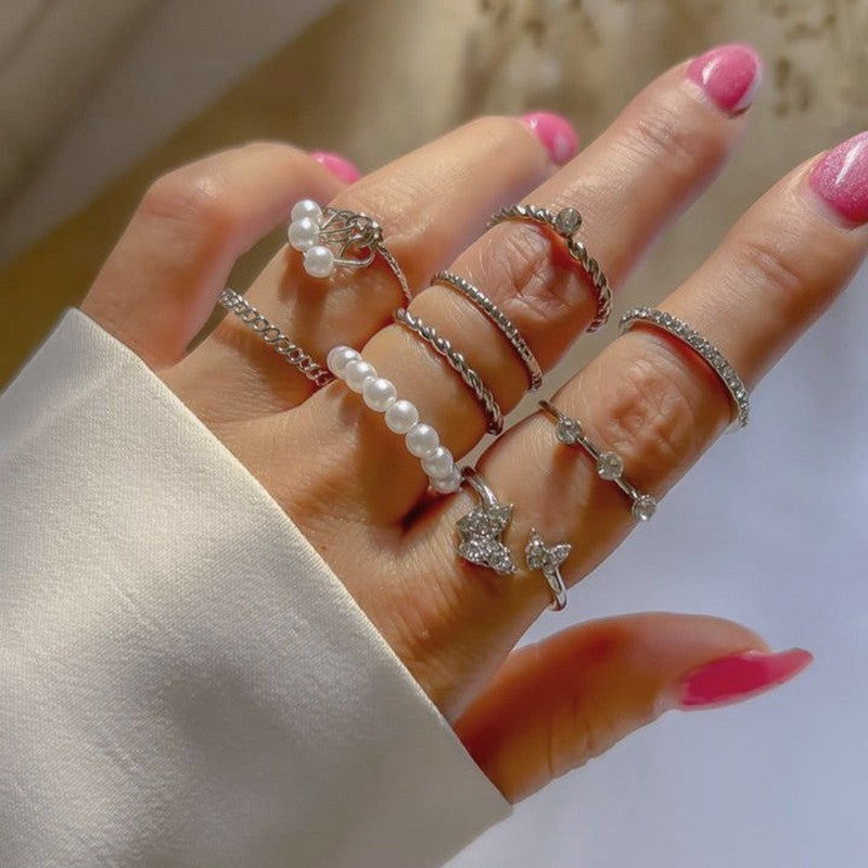 8-Piece Star & Pearl Ring Set
