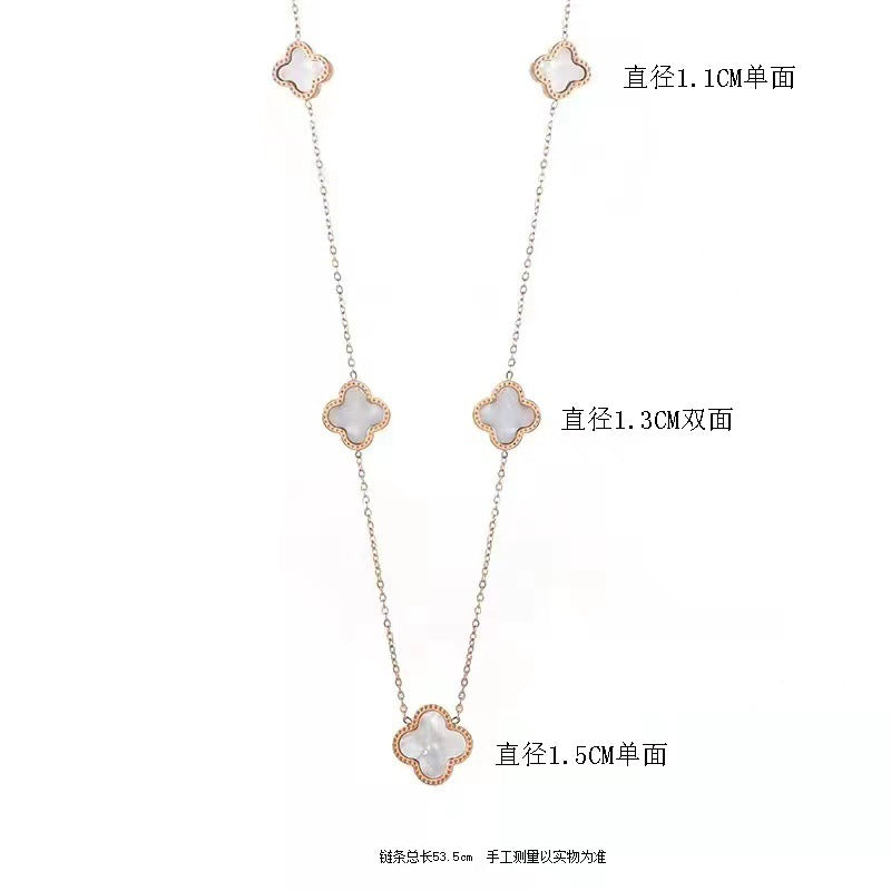 Colar de trevo de quatro folhas em aço titânio banhado a ouro 18K 