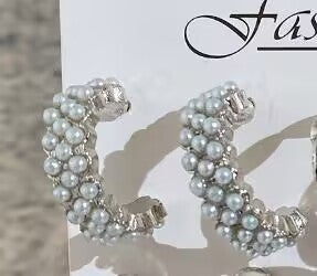 Retro Imitation Pearl Stud Earrings