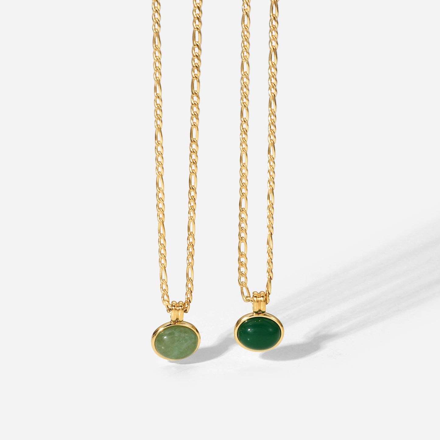 14K Green Aventurine Round Pendant Necklace