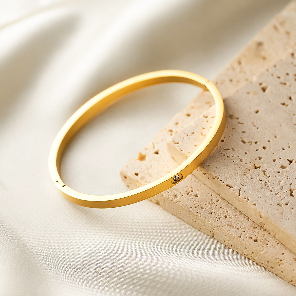 18K Gold-Plated Single Diamond Open Bracelet — 4mm Narrow